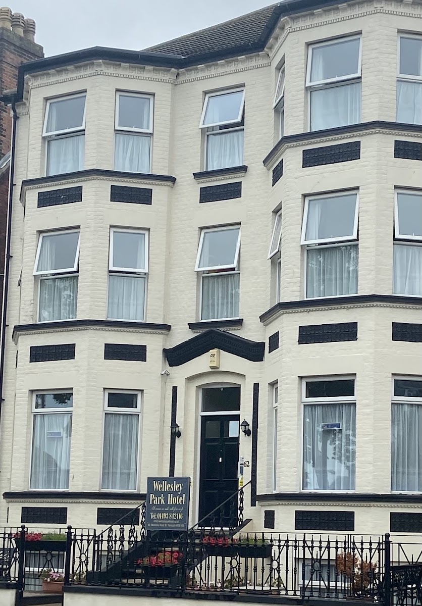 Wellesley Park Hotel